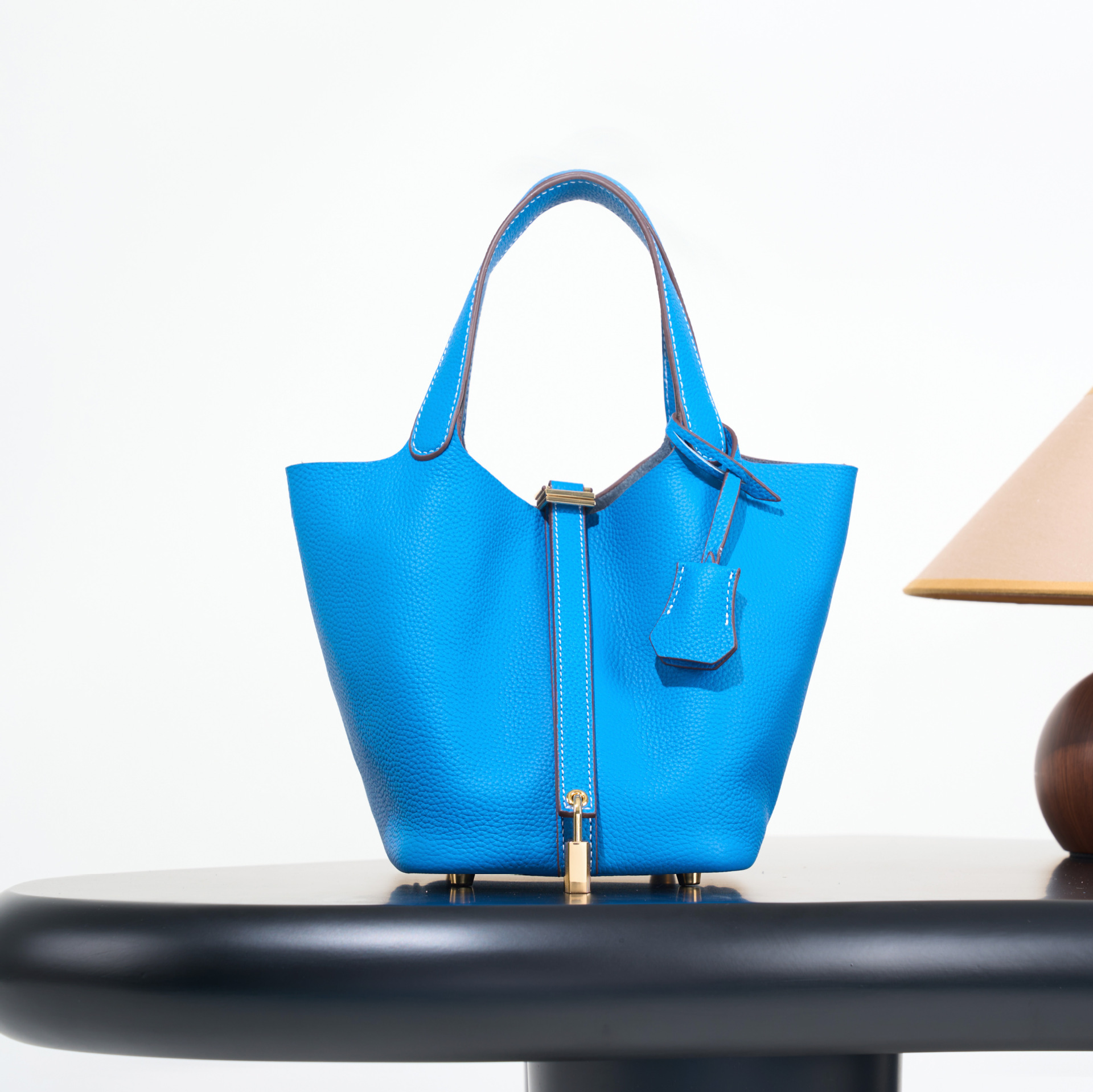Boucle Tasangia bleu-or