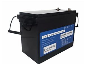 Batería LiFePO4 de 12.8V 300Ah 3.84kWh 4S1P con Carga de 200A y Descarga de 100A para Sistema Solar, RV, Marino, Carrito de Golf - Product Image 4