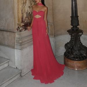 ชุดราตรีชีฟองทรงตรงแบบยาว ดีไซน์เรียบหรู แบรนด์ OEM รับผลิตตามสั่ง พร้อมป้ายแบรนด์  สำหรับผู้หญิง  แบบเซ็กซี่ ไร้แขน  กระชับเอว  เหมาะสำหรับงานพรอม - Product Image 2