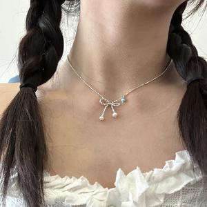 Collar de Plata de Ley S925 con Cuatro Estrellas para Mujer, Estilo Ligero y Lujoso, Diseño de Nicho, Cadena para Clavícula Inspirada en Ins, con Perla - Product Image 4