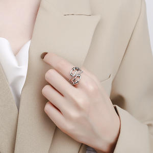 แหวนหมุนคลายเครียดแบบปรับได้สำหรับผู้หญิง - Product Image 3