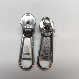 Véritable pour <span class=keywords><strong>YKK</strong></span> No.5 RC Nylon Slider Large Stock de New Eco-Friendly Rectangle Pattern Metal Slider for Bags Zipper Sliders - Product Image 1