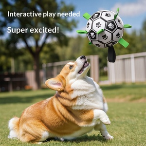 Pallone da Calcio Interattivo per Cani con Cinghie in Nylon, Giocattolo Resistente per Addestramento all'Aperto, Galleggiante e Masticabile - Product Image 3