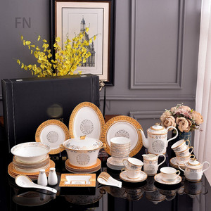 Ensemble de vaisselle en céramique occidentale 58 pièces tasse à café en porcelaine d'os vaisselle et assiettes service de table en porcelaine - Product Image 1