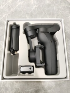 F12 Gimbal <span class=keywords><strong>Stabilizer</strong></span> <span class=keywords><strong>Selfie</strong></span> <span class=keywords><strong>Stick</strong></span> con APP Control Anti-Shake Trípode oculto para teléfono móvil para fotografía en vivo al aire libre Video - Product Image 5