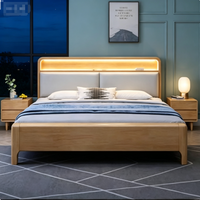 Cama Moderna de Madera Maciza de Roble con Cabecera LED Suave, Puerto de Carga USB y Almacenamiento, Estructura de Cama Doble para Dormitorio