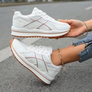 Colección Primavera Verano 2025: Zapatos Deportivos Casuales Transpirables para <span class=keywords><strong>Mujer</strong></span>, Inspirados en Forrest Gump, con Plataforma y Diseño Robusto - Product Image 1