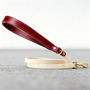 Juego de correa de cuello de Mascota de cuero PU vegano ajustable estilo de lujo con logotipo personalizado collares suaves impermeables duraderos para gatos pequeños - Product Image 2