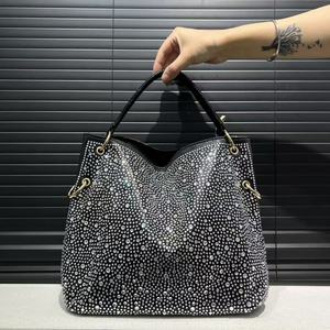 Bolso de Hombro Elegante para Mujer, Ligero, con Joyería de Diamantes, Personalizado, de Gran Capacidad, Estilo Socialité - Product Image 1