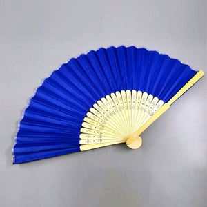 พัดพับงานศิลปะพื้นบ้านแบบสั่งทำพิเศษ ผ้าไหมทำมือสำหรับงานแต่งงาน แกะสลักจากไม้ไผ่ ของขวัญทางธุรกิจ - Product Image 2