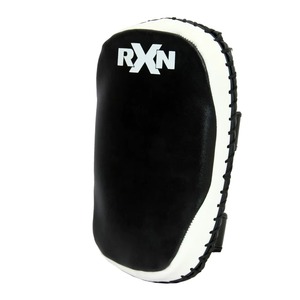 Protège-tibias thaïlandais en cuir PU de qualité supérieure RXN avec logo personnalisé, lumineux dans le noir, confortables, disponibles à la vente - Product Image 4