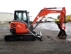 รถขุดไฮดรอลิกขนาดเล็ก Kubota U55-4 ปี 2021 น้ำหนัก 5.5 ตัน ใช้งานน้อย เครื่องยนต์ญี่ปุ่นแท้ พร้อมส่งทั่วโลก - Product Image 2