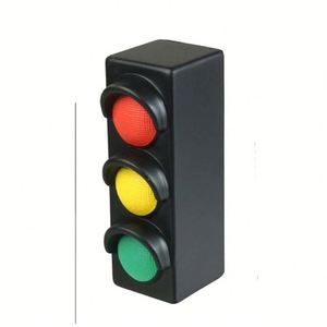 Jouets en forme de feux de circulation anti-stress en PU souple avec logo personnalisé pour cadeaux promotionnels - Product Image 2