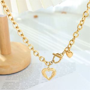 สร้อยคอแฟชั่นสแตนเลสสตีลรูปหัวใจแบบกลวง - Product Image 2