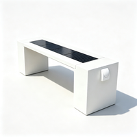 Banc solaire intelligent en acier galvanisé pour l'extérieur avec chargeur sans fil et point d'accès Wi-Fi pour les communautés résidentielles