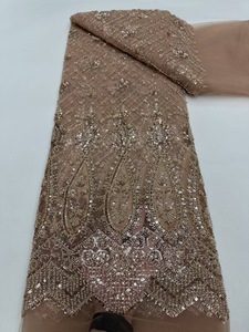 Ni. Ai thiết kế mới <span class=keywords><strong>s</strong></span>áng bóng sequin Net ren hình vuông ngắn đính <span class=keywords><strong>c</strong></span>ườm Ren Vải dài đính <span class=keywords><strong>c</strong></span>ườm ren <span class=keywords><strong>c</strong></span>ô dâu - Product Image 3