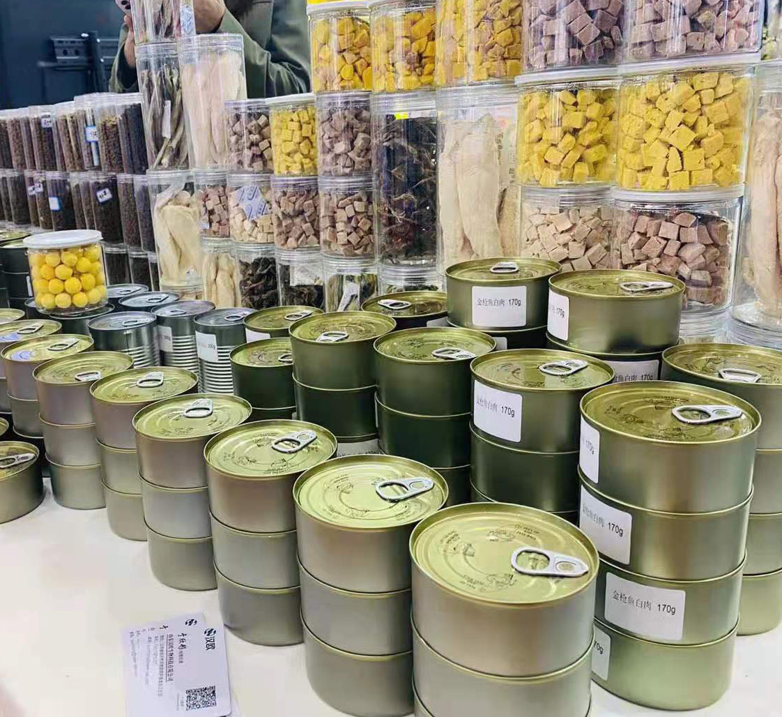 Оптовая продажа с завода, OEM ODM высокопитательные консервированные корм для собак, влажные корма для собак, банки для домашних животных