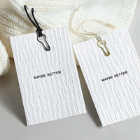 Étiquettes suspendues en papier texturé de luxe personnalisées avec impression sérigraphique, étiquettes de vêtements en papier Xuan Art Cloud pour marque de mode OEM ODM