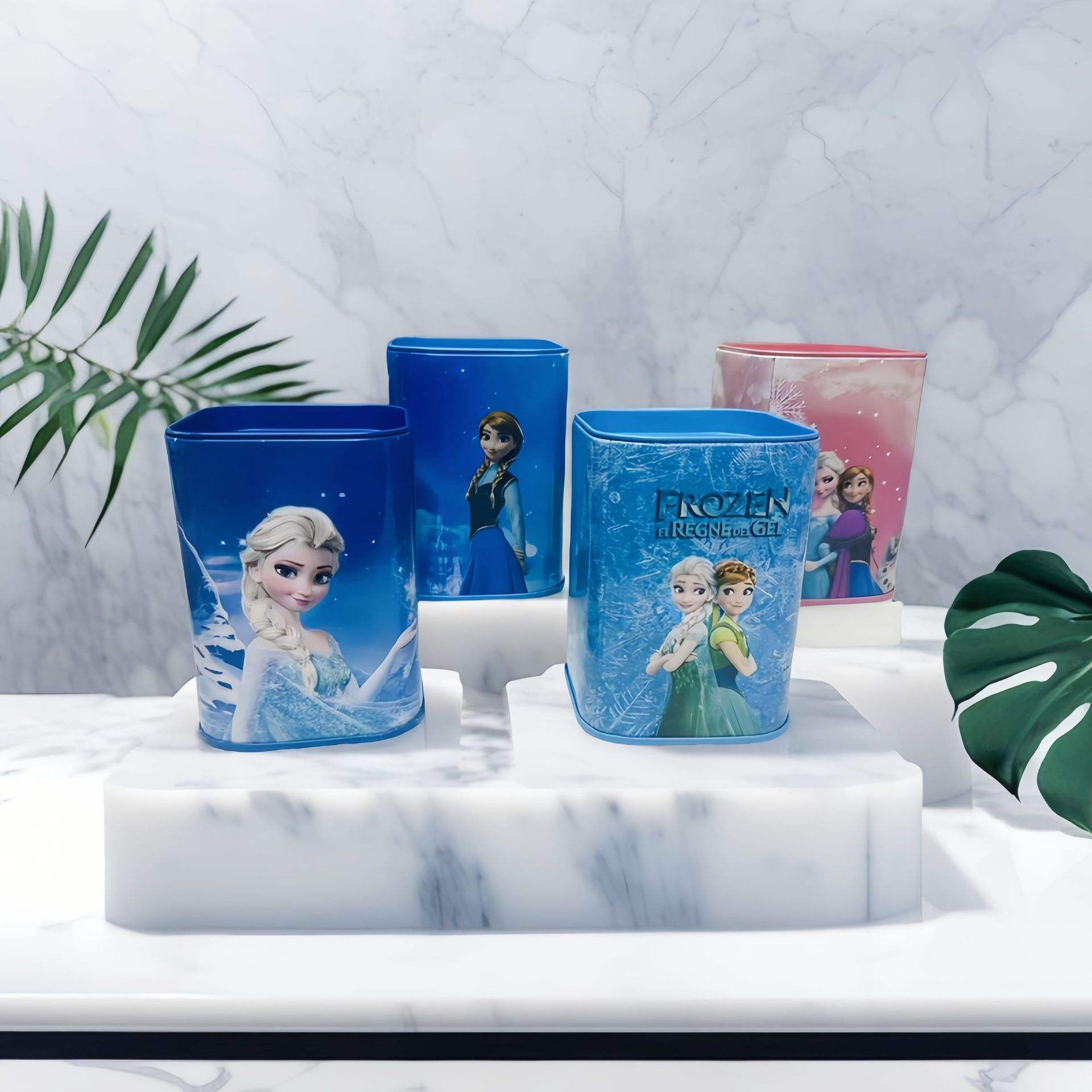 ชุดน้ำแข็งและหิมะสาว