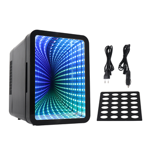 Mini réfrigérateur avec lumière LED à intensité variable et porte miroir, petit réfrigérateur, salle de jeux, refroidisseur/chauffeur thermoélectrique portable - Product Image 1