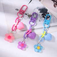 Gantungan Kunci Bunga Resin Kawaii Lucu Rantai Akrilik Warna-warni Liontin Hati Aksesoris Tas Wanita Perempuan Tali Gantungan Kunci
