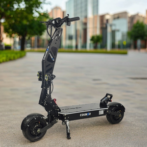 Scooter eléctrico R7 para adultos de 11 pulgadas, color fibra de carbono, 60V 72V, motor dual, 30AH 40AH, gran capacidad, 60-120 km de autonomía. - Product Image 1