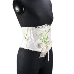 Luxe Lily Flower Print Shaping Band Adjustable Back Ribbon Waist Shaper Private Label Supportive <b>Corset</b> <b>Belt</b> for Boutique Brands - Product Image 1
