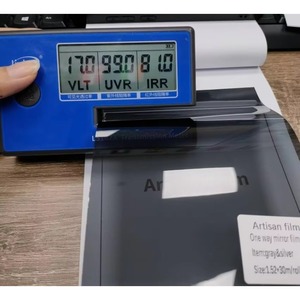 Film de fenêtre miroir unidirectionnel moderne en PET avec protection de la vie privée et anti-UV, isolation thermique 1,52x30m pour la décoration des bâtiments - Product Image 4