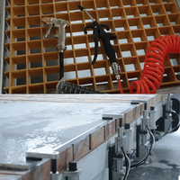 Mesin Pemotong Batu CNC 4+1 Axis Bridge Saw untuk Memotong dan Memoles Kabinet Kamar Mandi serta Meja Dapur dengan Penentuan Posisi Otomatis