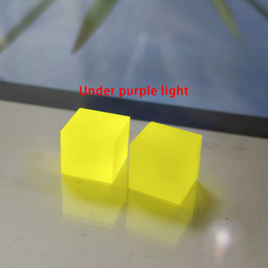 Material sin cortar de color amarillo fluorescente, sintético, Ce GAGG, granate de gadolinio-aluminio-gallio, en bruto para la fabricación de gemas sueltas - Product Image 5