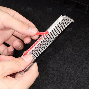 Cubierta Antipolvo de Acero Inoxidable Resistente a los Arañazos para la Ventilación Debajo del Asiento, Venta Directa de Fábrica para BYD Fangchengbao Ti7 - Product Image 5