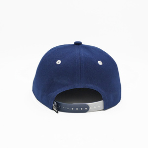 Casquettes Snapback Broderie 3D en Gros – Qualité Supérieure, Logo Personnalisé avec Motif Feuille Tropicale, en Polaire Jersey Haute Performance - Product Image 6