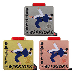 Medallas Deportivas Personalizadas de Artes Marciales, Judo y Taekwondo, Forma Cuadrada, Esmalte 3D, Aleación de Zinc, para Karate y Competiciones de Judo - Product Image 1