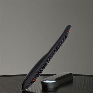 <span class=keywords><strong>Mini</strong></span> télécommande <span class=keywords><strong>AMIKO</strong></span> <span class=keywords><strong>Mini</strong></span> Combo HD Micro d'origine pour les modèles 8140/8150 8200/8840 HD SE Communication sans fil RF en matériau ABS - Product Image 4