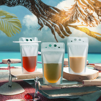 Sachets jetables personnalisés en plastique PE pour boissons de jus avec trou de paille Emballage de boisson alimentaire liquide à l'eau claire