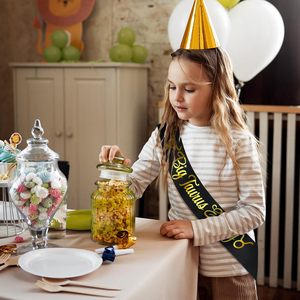 Grande Écharpe d'Anniversaire Zodiaque Taureau avec Feuille d'Or, Écharpe Noire pour Anniversaire Taureau, Horoscope Avril Mai, Astrologie - Product Image 3