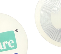 Étiquette adhésive RFID |   Étiquettes autocollantes RFID en PET durables et imperméables pour la gestion des enregistrements de présence en conférence, impression recto simple