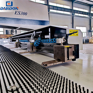 Presse à poinçonner CNC électrique automatique haute vitesse et haute précision pour tôles métalliques en acier - Product Image 2