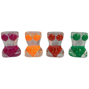 Verre à shot transparent personnalisé de haute qualité, motif bikini sexy, best-seller, artisanat de haute qualité OEM/ODM pour souvenirs touristiques - Product Image 4