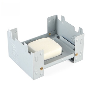 Caja de metal para iniciación de fuego con inserto para barra de jabón para uso en exteriores - Product Image 1