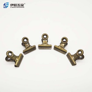 YIWANG - Clip Metálico de Bronce Antiguo para Papelería, Venta al por Mayor - Product Image 4