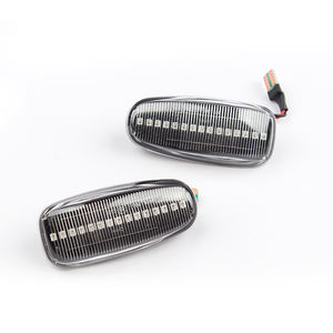 Autodragons <span class=keywords><strong>Voiture</strong></span> <span class=keywords><strong>Clignotant</strong></span> LED <span class=keywords><strong>Dynamique</strong></span> Marqueur Latéral <span class=keywords><strong>Clignotant</strong></span> Indicateur Fumé pour Classe C W202 W210 S202 C208 Classe E Classe V - Product Image 1