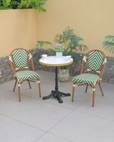 Table de jardin en aluminium à faible entretien - Résistante aux UV et aux décolorations pour les espaces extérieurs familiaux très fréquentés