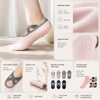 Chaussettes de Pilates personnalisées antidérapantes, chaussettes de yoga avec grip OEM ODM, faible MOQ, respirantes, antidérapantes avec grip en silicone pour la gym, le yoga et l'entraînement à domicile