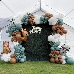 Guirlande d'<span class=keywords><strong>arche</strong></span> <span class=keywords><strong>de</strong></span> ballons sur le thème des animaux <span class=keywords><strong>de</strong></span> la forêt personnalisée, comprenant des ballons en feuille d'aluminium sur le thème des animaux et un kit <span class=keywords><strong>de</strong></span> ballons en latex bleu, blanc et marron - Product Image 4