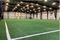 Terrain de football intérieur sur mesure, structure en acier préfabriquée, salle de basketball intérieure, terrain de futsal