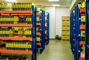 Fanuc โมดูลแอมพลิฟายเออร์ A90L-0001-0318สำหรับและระบบขับเคลื่อนหุ่นยนต์ - Product Image 2