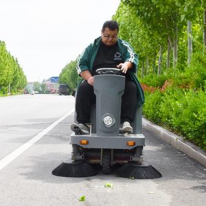 เครื่องขัดพื้นไฟฟ้าแบบนั่งขับรุ่นใหม่ พร้อมใบรับรอง CE ถังน้ำ 60 ลิตร ทำความสะอาดด้วยแรงดันสูง สำหรับใช้งานได้หลากหลายสถานที่ - Product Image 2