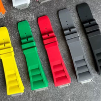 Nouveau bracelet de montre de luxe 2026 de haute qualité en fluororubber avec embout en alliage de titane pour homme