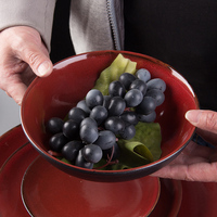 Service de vaisselle en porcelaine noire et rouge pour événements de cafétéria - Assiettes jetables écologiques au design minimaliste pour la rentrée scolaire